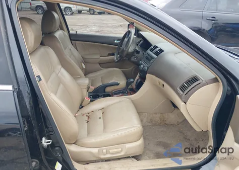 2006 Honda Accord 3.0 Ex z USA, uszkodzony, nr VIN 1HGCM66546A043557